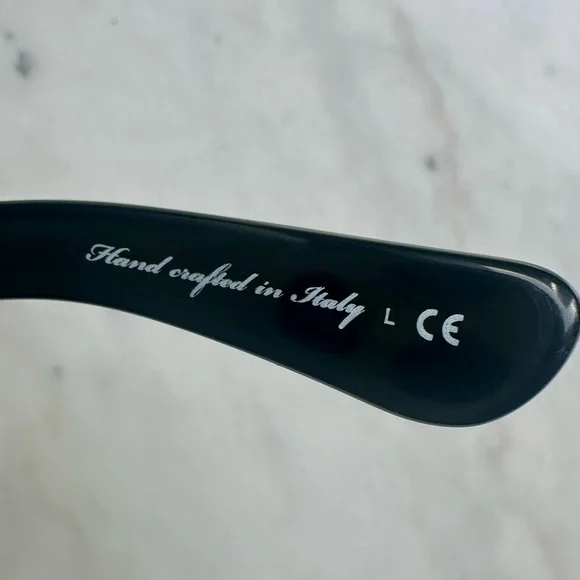 Oliver Peoples black Louella sunglasses #OV5248-S display picture 1